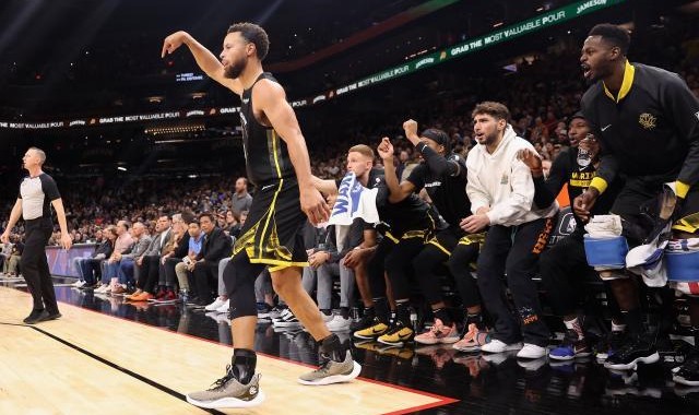 中国体育-狂轰50分却遭客场溃败 勇士的调整何时才能到来？