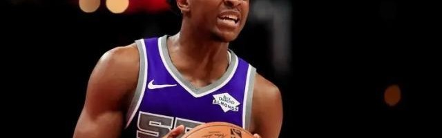 常在河边走哪有不湿鞋！福克斯遭锁死国王主场撼负